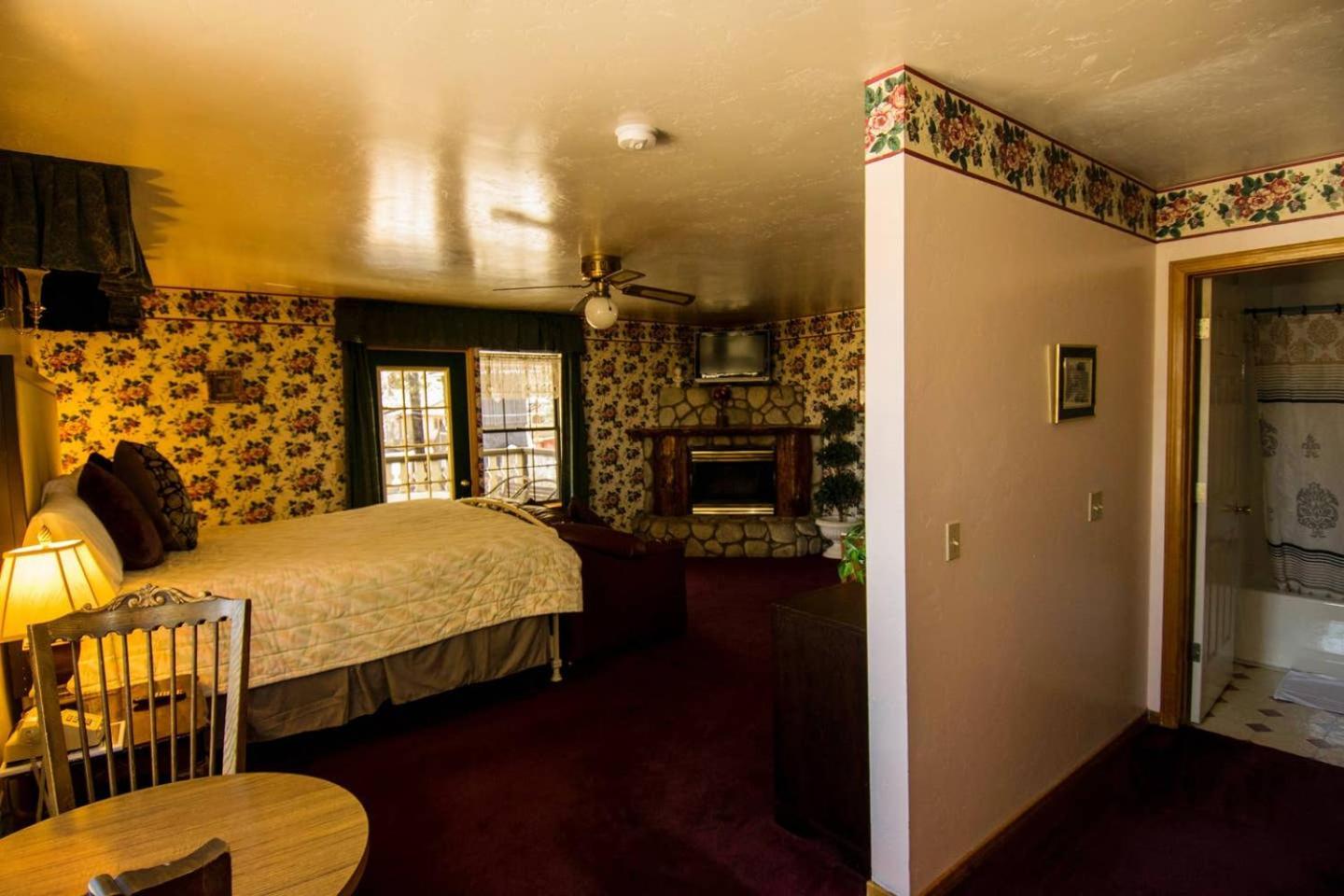 Black Forest Lodge บิ๊กแบร์เลค ภายนอก รูปภาพ