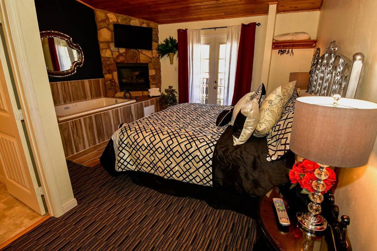 Black Forest Lodge บิ๊กแบร์เลค ภายนอก รูปภาพ